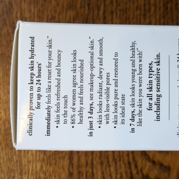 NWT Philosophy Moisturizer - Picture 2 of 4